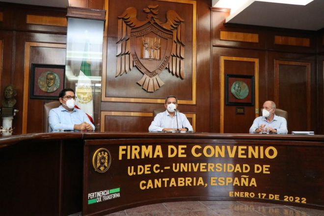 Renuevan convenio UdeC y Universidad de Cantabria