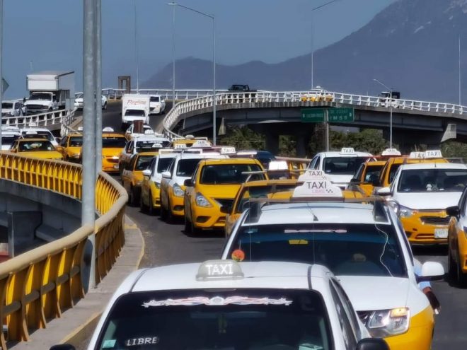 Movilidad, abierta al diálogo con taxistas manifestantes