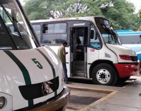 #DenunciaDigital Alertan sobre alto costo de pasaje en un camión de Coquimatlán