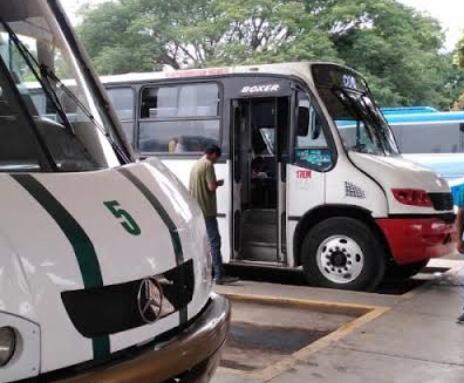 #DenunciaDigital Alertan sobre alto costo de pasaje en un camión de Coquimatlán