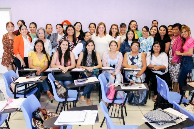Centros para el Desarrollo de las Mujeres inician actividades en 7 municipios del estado de Colima