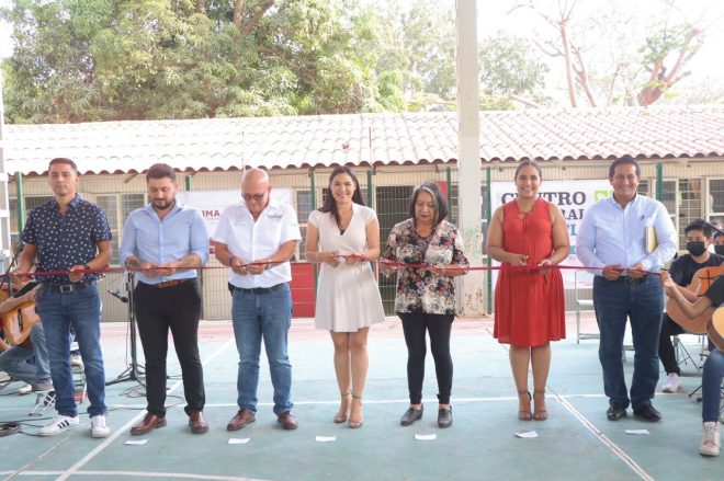 Indira Vizcaíno inauguró el Centro Cultural Comunitario Suchitlán