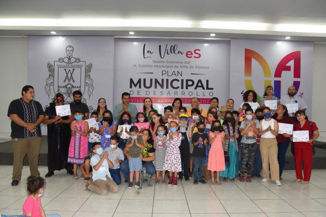 Egresa Primera Generación de Niñas y Niños Contadores de Historias de Villa de Álvarez