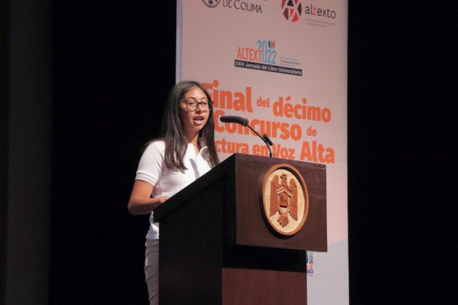 Gana alumna de Manzanillo Concurso de Lectura en Voz Alta de Altexto 2022