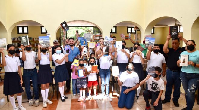 Inicia entrega de 15 mil libros con Plan de Fomento a la Lectura del Gobierno de Colima