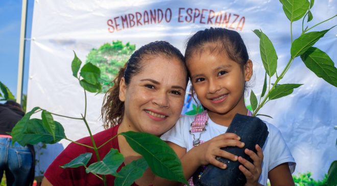 Indira Vizcaíno: Creando más pulmones verdes, tendremos mejor entorno para las y los colimenses