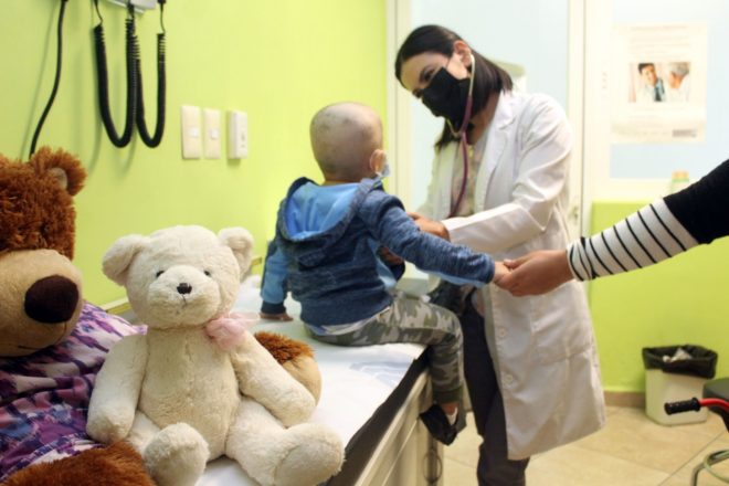 Salud Colima: Fundamental detectar a tiempo síntomas del cáncer infantil