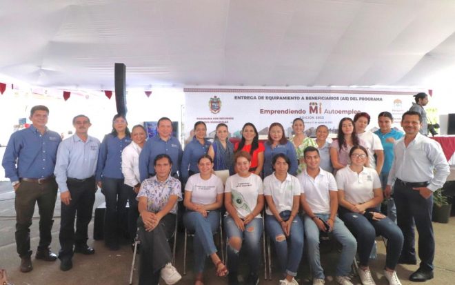Capacita UdeC a 715 personas emprendedoras, en Manzanillo