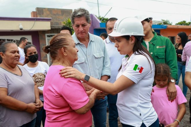 Indira supervisó hospitales, escuelas y viviendas en Manzanillo, Tecomán, Coquimatlán e Ixtlahuacán, afectados por el sismo