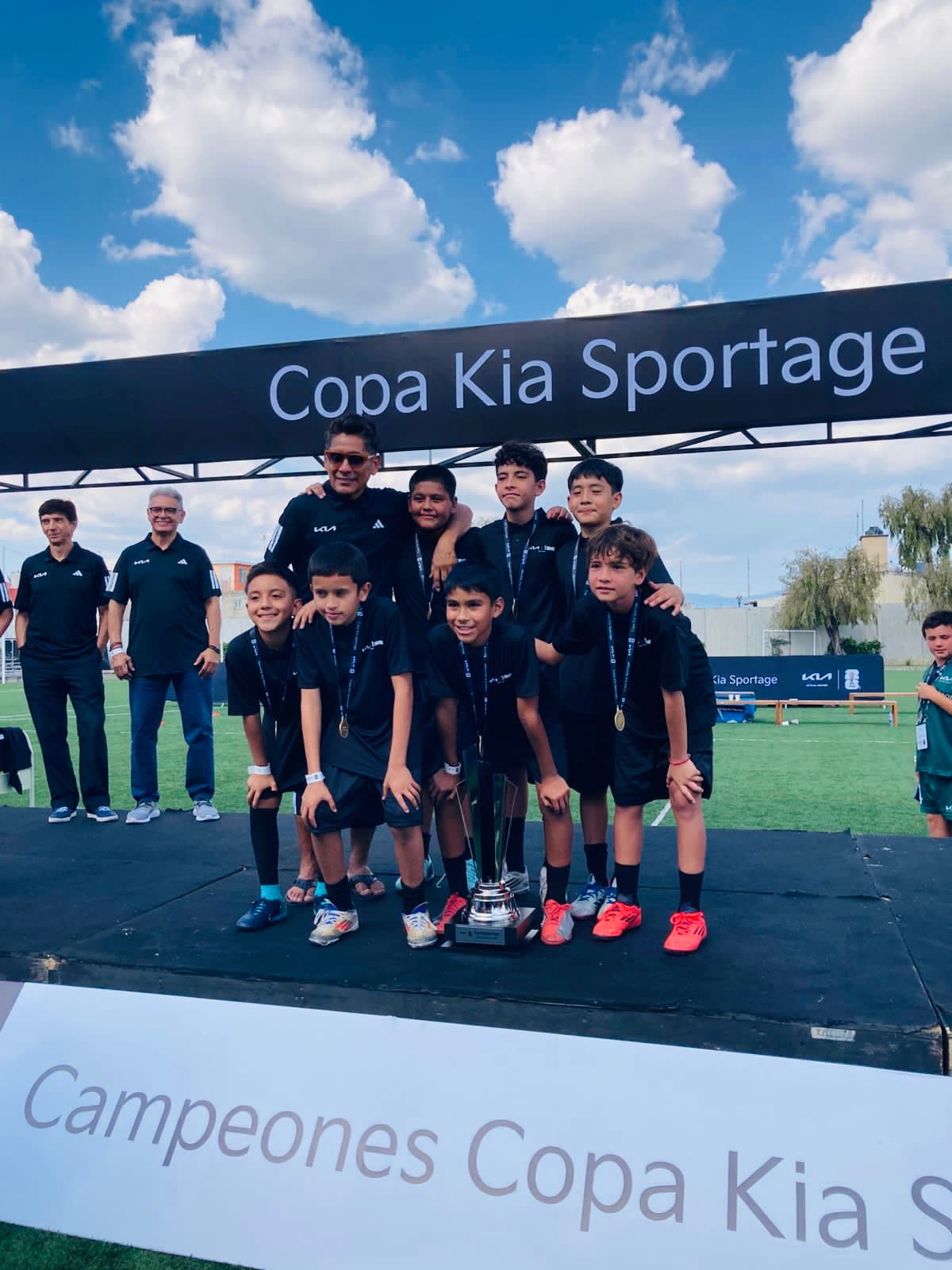 Estudiantes colimenses, campeones de la copa KIA Sportage