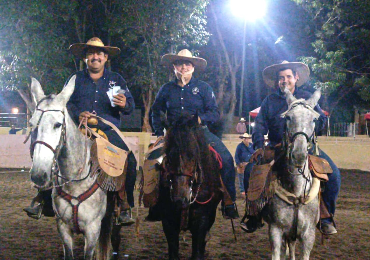 Rancho ‘El Cuastecomate’, campeón del Torneo de Piales Corveros en la Feria de Colima