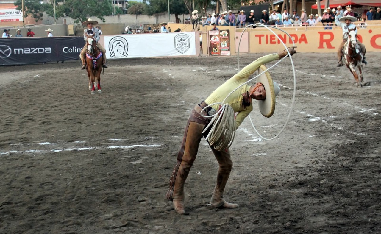 Definidos los finalistas en el Torneo Nacional de Charro Completo en la Feria de Colima