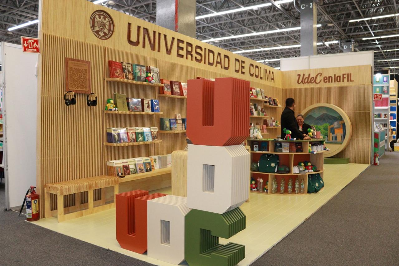 UdeC inauguró stand en la FIL 2025 con 125 títulos y 1,800 ejemplares en exhibición