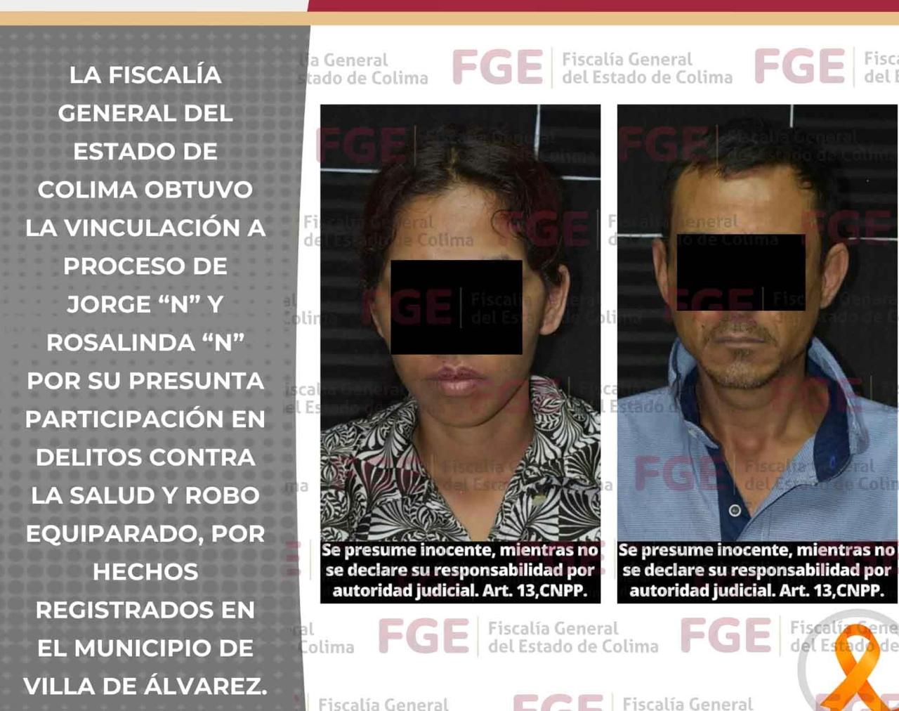 Pareja es vinculada por posesión de dr0g4 y moto rob@da