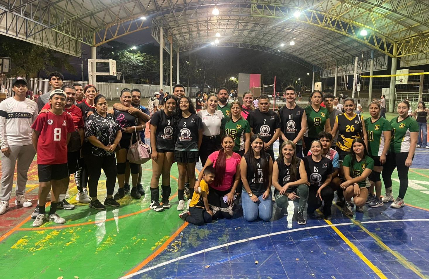 Diputada Sofía Peralta impulsa Liga de Voleibol para fortalecer el deporte y la sana convivencia en la Villa