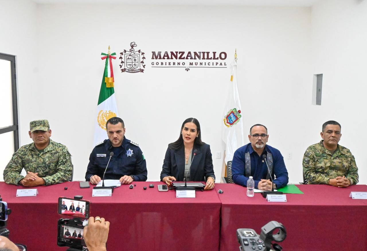 FGE detiene a 8 elementos de la Policía Municipal de Manzanillo por presuntos vínculos con la d3lincu3nci@ organizada