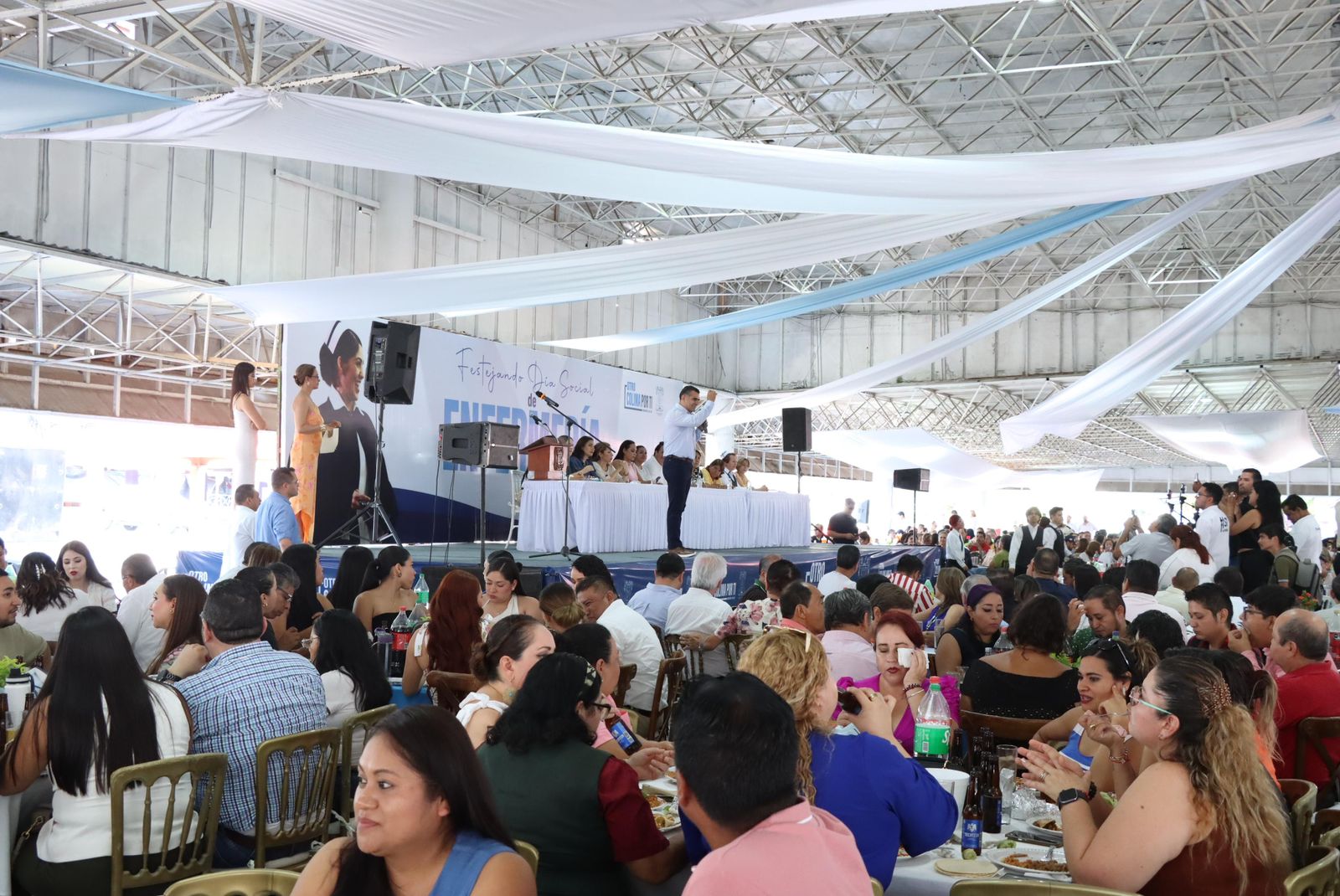 Riult Rivera reconoce la labor de más de 2,500 enfermeras de Colima