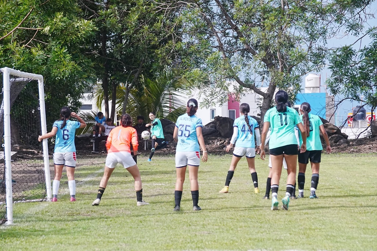 Invitan a participar en el torneo de futbol 7 femenil ‘Mundialito Incode’ este sábado