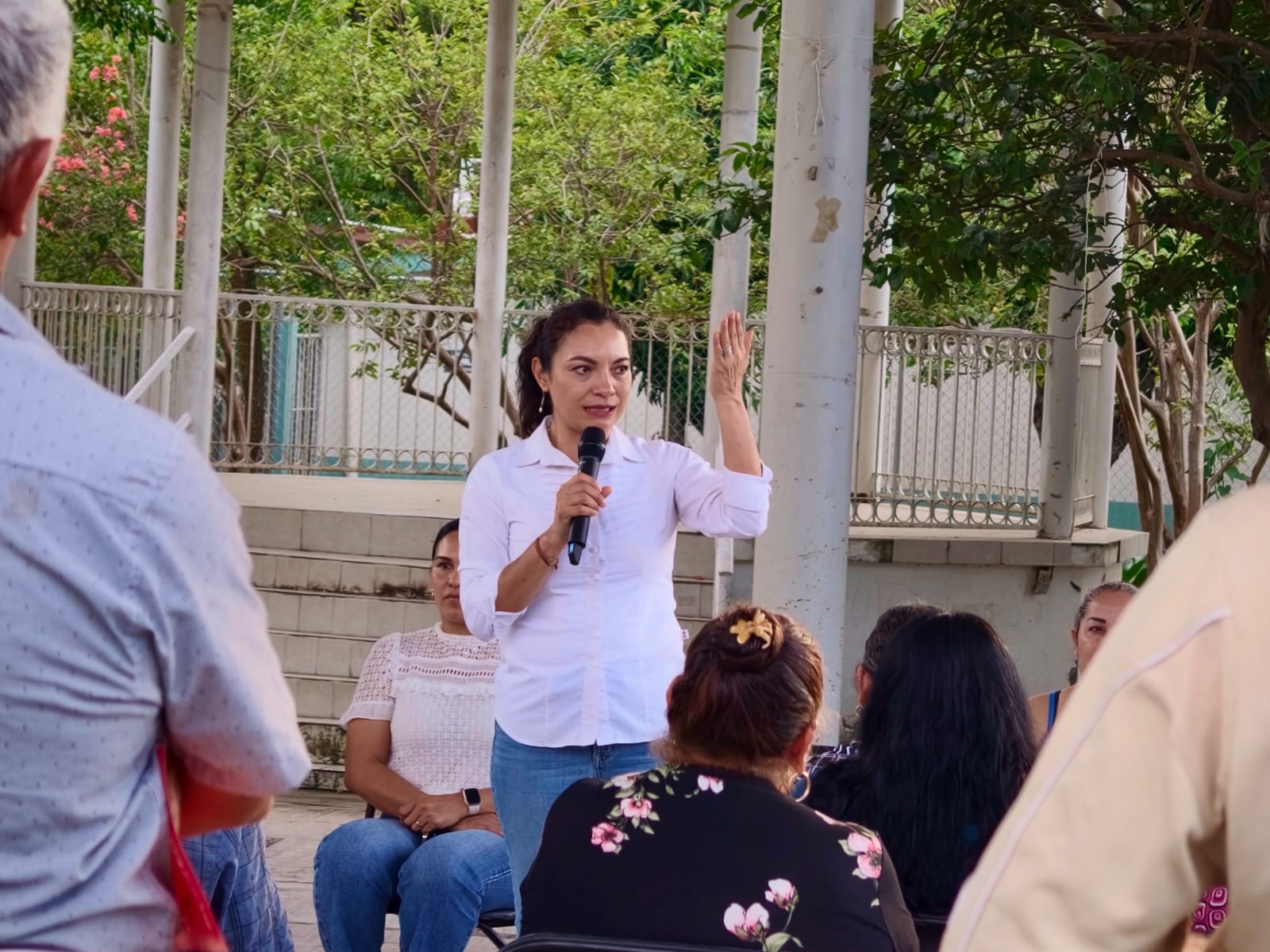 Concluye Mely Romero gira en Minatitlán; arranca en Cuauhtémoc