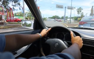 Exceso de velocidad eleva el riesgo de accidentes fatales, alerta Salud Colima