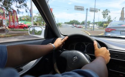 Exceso de velocidad eleva el riesgo de accidentes fatales, alerta Salud Colima