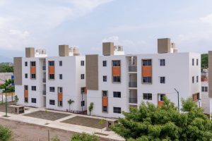 Indira Vizcaíno supervisó la construcción de más de mil Viviendas para el Bienestar en Villa de Álvarez