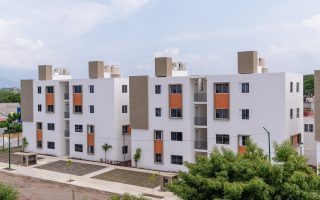 Indira Vizcaíno supervisó la construcción de más de mil Viviendas para el Bienestar en Villa de Álvarez