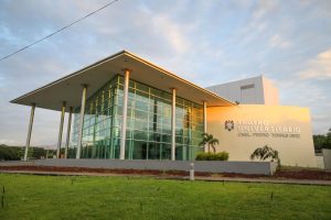 Teatro Universitario recibirá recursos federales para mejorar su equipamiento técnico