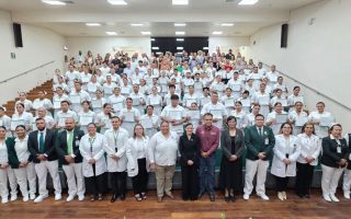 Entrega IMSS Colima constancias a pasantes de Enfermería que concluyen Servicio Social