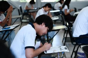 Destacan estudiantes de 12 bachillerato de la UdeC en Concurso de Conocimientos en Ciencias 2026