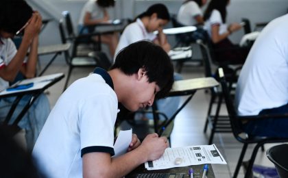 Destacan estudiantes de 12 bachillerato de la UdeC en Concurso de Conocimientos en Ciencias 2026