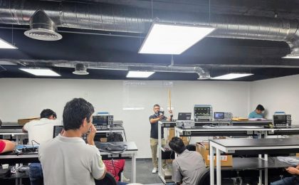Fortalece UdeC formación especializada en tecnología de semiconductores