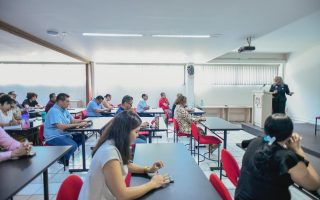 Necesario formar profesionales que trabajen en diferentes  contextos y respondan a los problemas globales: Xóchitl Trujillo