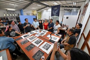 Cultura Colima concluye taller gratuito de especialización en xilografía, con inauguración de exposición temporal