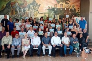 Premia Villa de Álvarez a ganadores ‎del Concurso de Cronistas Infantiles