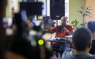 Presentan libro sobre mitos y leyendas de cinco pueblos indígenas de México, en Noche de Encaladillas