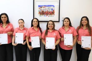 Certifican en solución de conflictos a personal de la Contraloría General