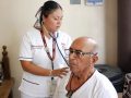 Salud Casa por Casa ha realizado 105 mil visitas médicas domiciliarias y gratuitas a adultos mayores y personas con discapacidad: Rosario Silva