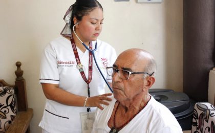 Salud Casa por Casa ha realizado 105 mil visitas médicas domiciliarias y gratuitas a adultos mayores y personas con discapacidad: Rosario Silva