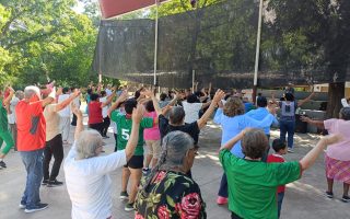 DIF Estatal Colima celebra a personas adultas mayores del CAS, en su día social