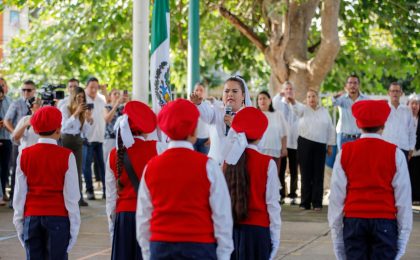 Indira Vizcaíno inaugura ciclo escolar y da la bienvenida a más de 116 mil estudiantes y más de 11 mil docentes de educación básica