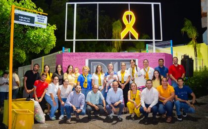 Con encendido de Lazo Dorado, inicia Tey Mes de Concientización del Cáncer Infantil